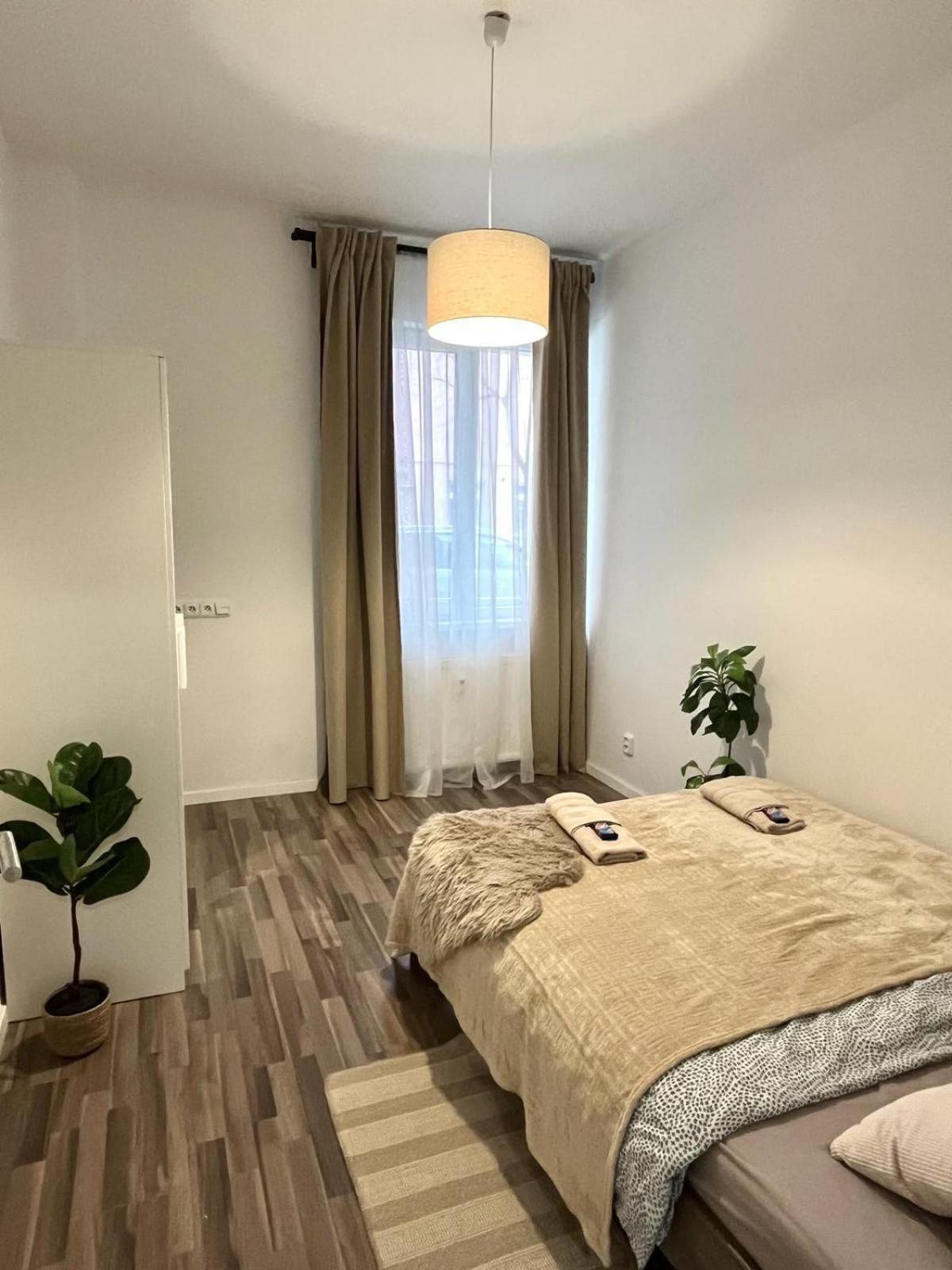 ברטיסלאבה Apartment Adele - Old Town מראה חיצוני תמונה