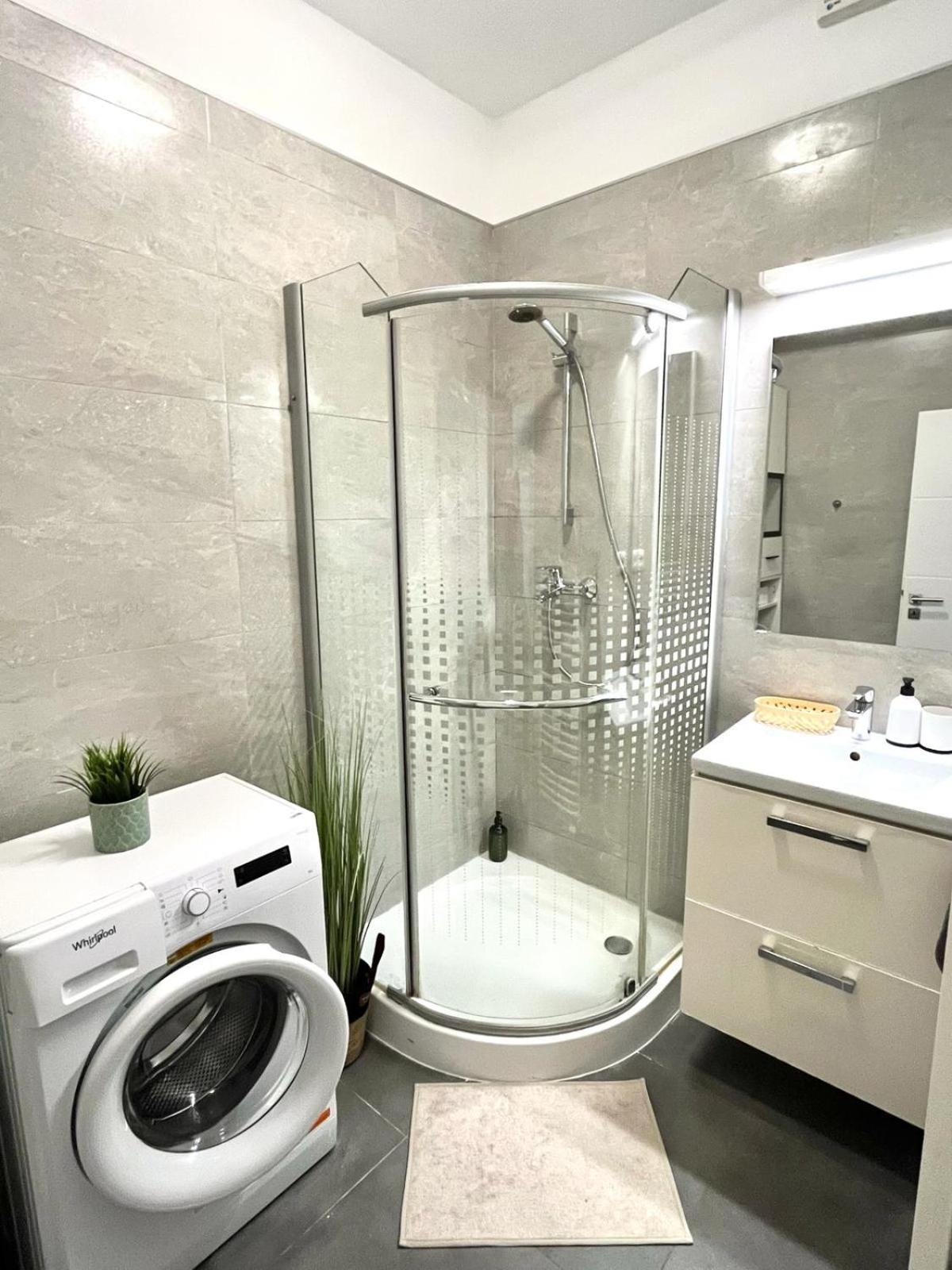 ברטיסלאבה Apartment Adele - Old Town מראה חיצוני תמונה